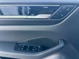 Porsche Macan Electric RWD 2026