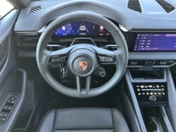 Porsche Macan Electric RWD 2026