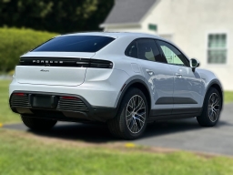 Porsche Macan Electric RWD 2026