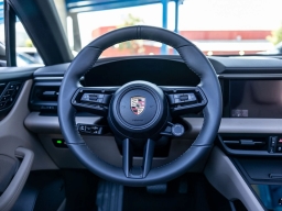 Porsche Macan Electric RWD 2026