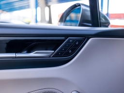 Porsche Macan Electric RWD 2026