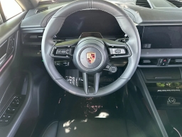 Porsche Macan Electric RWD 2026