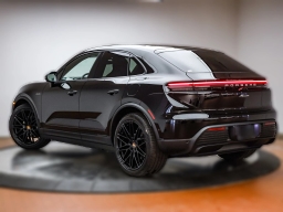 Porsche Macan Electric RWD 2026