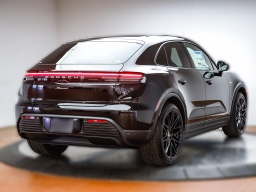 Porsche Macan Electric RWD 2026