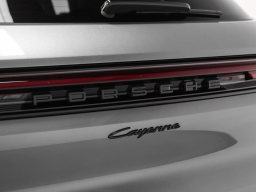 Porsche Cayenne E-Hybrid AWD 2026