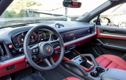 Porsche Cayenne E-Hybrid AWD 2026