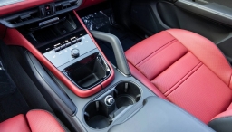 Porsche Cayenne E-Hybrid AWD 2026