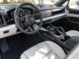 Porsche Cayenne E-Hybrid AWD 2026