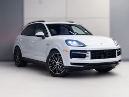 Porsche Cayenne E-Hybrid AWD 2026