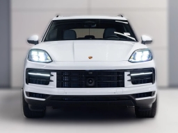 Porsche Cayenne E-Hybrid AWD 2026