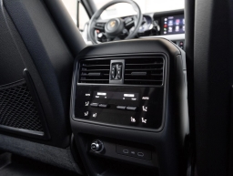 Porsche Cayenne E-Hybrid AWD 2026