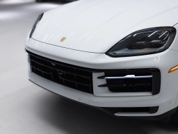 Porsche Cayenne E-Hybrid AWD 2026