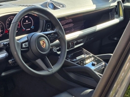 Porsche Cayenne E-Hybrid AWD 2026