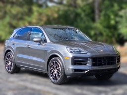 Porsche Cayenne E-Hybrid AWD 2026