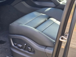 Porsche Cayenne E-Hybrid AWD 2026