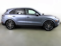 Porsche Cayenne E-Hybrid AWD 2026