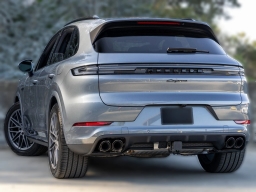 Porsche Cayenne E-Hybrid AWD 2026