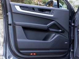 Porsche Cayenne E-Hybrid AWD 2026