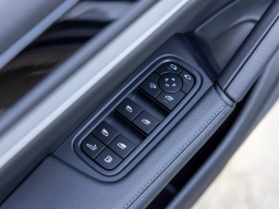 Porsche Cayenne E-Hybrid AWD 2026