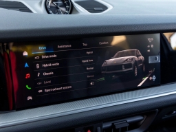 Porsche Cayenne E-Hybrid AWD 2026