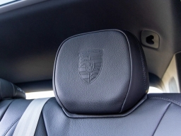 Porsche Cayenne E-Hybrid AWD 2026