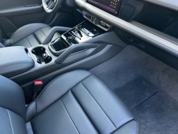 Porsche Cayenne E-Hybrid AWD 2026