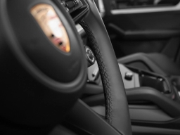 Porsche Cayenne E-Hybrid AWD 2026