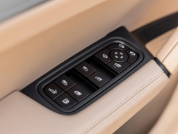 Porsche Cayenne E-Hybrid AWD 2026