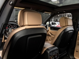 Porsche Cayenne E-Hybrid AWD 2026