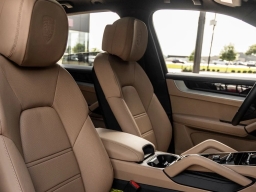 Porsche Cayenne E-Hybrid AWD 2026