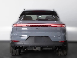 Porsche Cayenne E-Hybrid AWD 2026