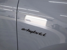 Porsche Cayenne E-Hybrid AWD 2026