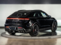 Porsche Macan Electric GTS AWD 2026