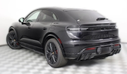 Porsche Macan Electric GTS AWD 2026