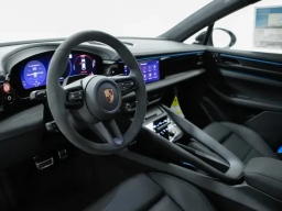 Porsche Macan Electric GTS AWD 2026
