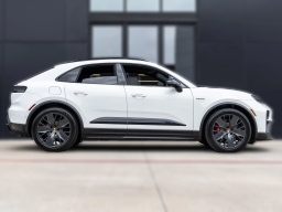Porsche Macan Electric GTS AWD 2026