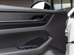 Porsche Macan Electric GTS AWD 2026