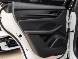 Porsche Macan Electric GTS AWD 2026
