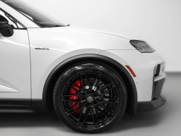 Porsche Macan Electric GTS AWD 2026