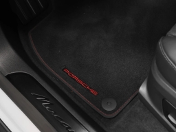 Porsche Macan Electric GTS AWD 2026