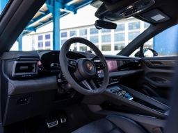 Porsche Macan Electric GTS AWD 2026