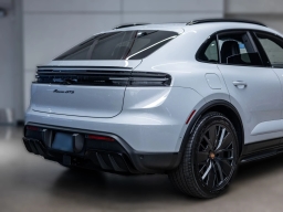 Porsche Macan Electric GTS AWD 2026