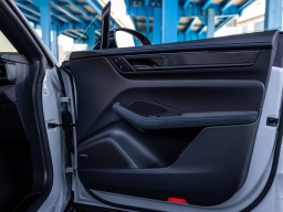 Porsche Macan Electric GTS AWD 2026