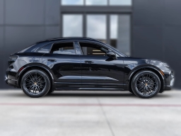 Porsche Macan Electric GTS AWD 2026