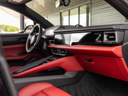 Porsche Macan Electric GTS AWD 2026