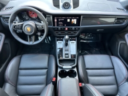 Porsche Macan GTS AWD 2026