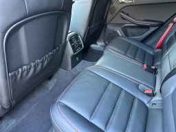 Porsche Macan GTS AWD 2026