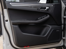 Porsche Macan GTS AWD 2026