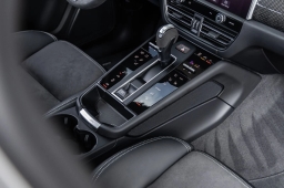 Porsche Macan GTS AWD 2026