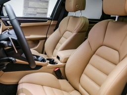 Porsche Macan GTS AWD 2026